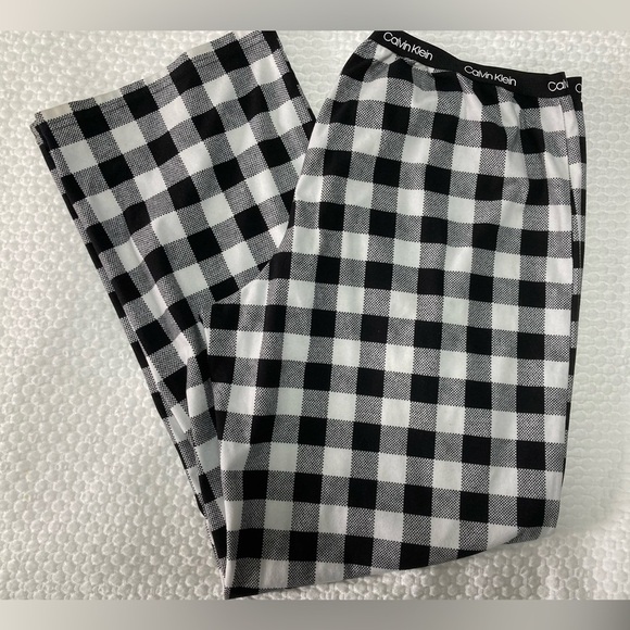 CALVIN KLEIN PAJAMA BOTTOMS - Size Large - Picture 5 of 5